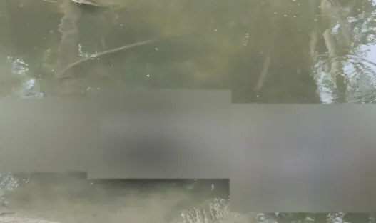 চট্টগ্রামে দেওয়ানবাজার খালে ভাসছে অজ্ঞাত লাশ
