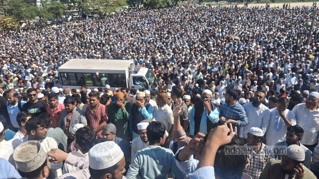 Lawyers in Ctg go on strike protesting lawyer’s murder, thousands join janaza .